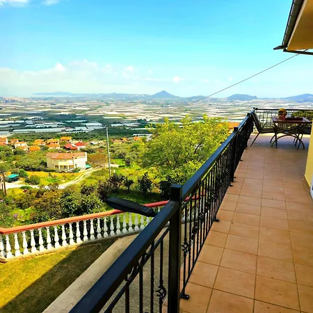 Mountain Paradise Apartmán Elevtheraí