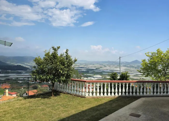 Mountain Paradise * Elevtheraí