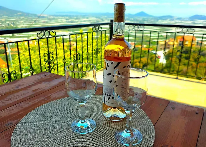 Mountain Paradise Elevtheraí